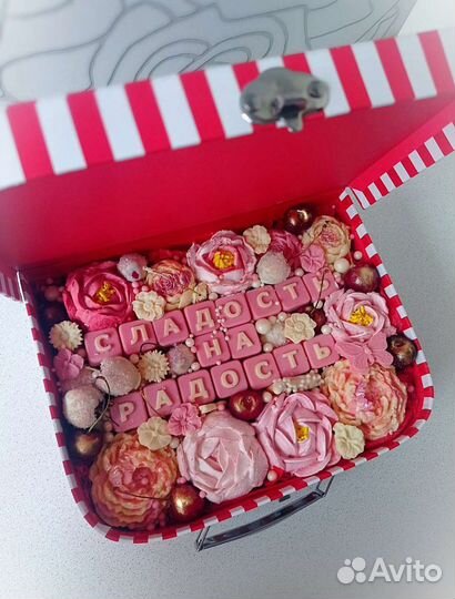 Корзины/коробки с сладостями ручной работы