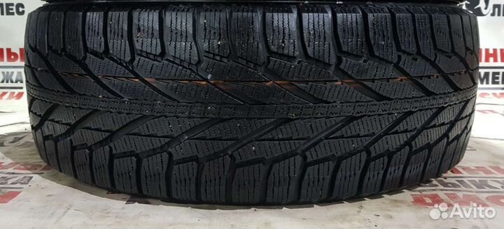 Nokian Tyres Hakkapeliitta R2 SUV 225/60 R17
