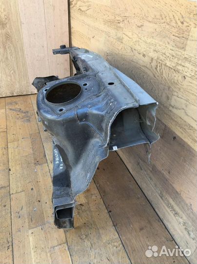 Лонжерон передний правый Mitsubishi Carisma