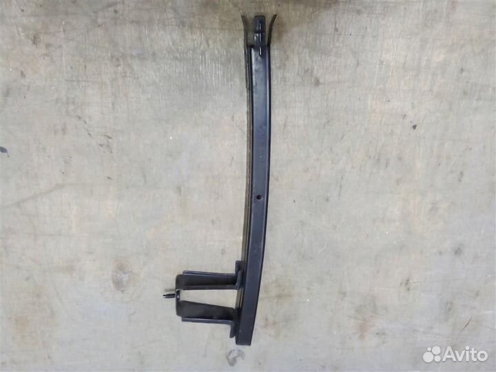 Направляющая стекла передней двери от Renault Meg