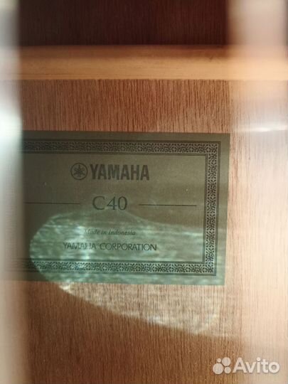 Классическая гитара Yamaha c 40