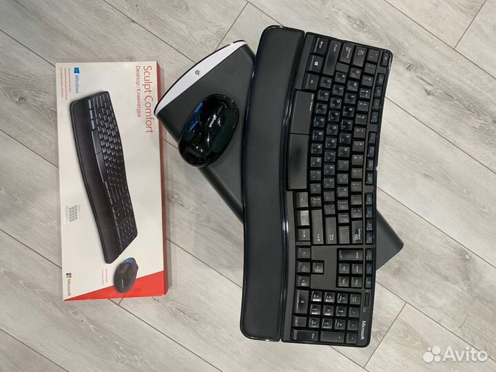 Microsoft Sculpt Comfort Desktop Black USB