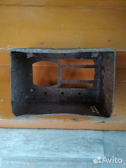 Железный каркас от радио