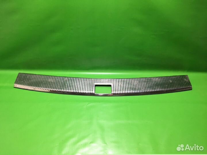 Обшивка багажника Volkswagen Touareg 2002-2010