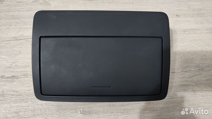 Экран магнитолы Audi Q3 2016