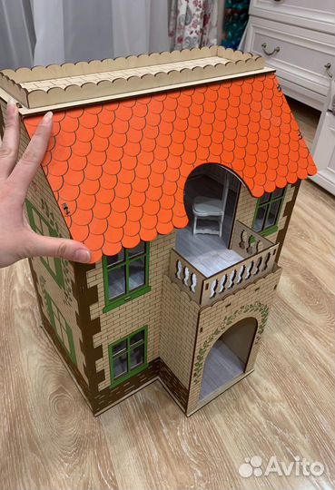 Детский деревянный игрушечный домик с мебелью