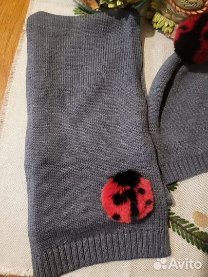 Комплект шапка и шарф для девочки