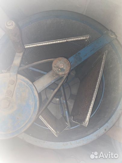 Медогонка 3х рамочная