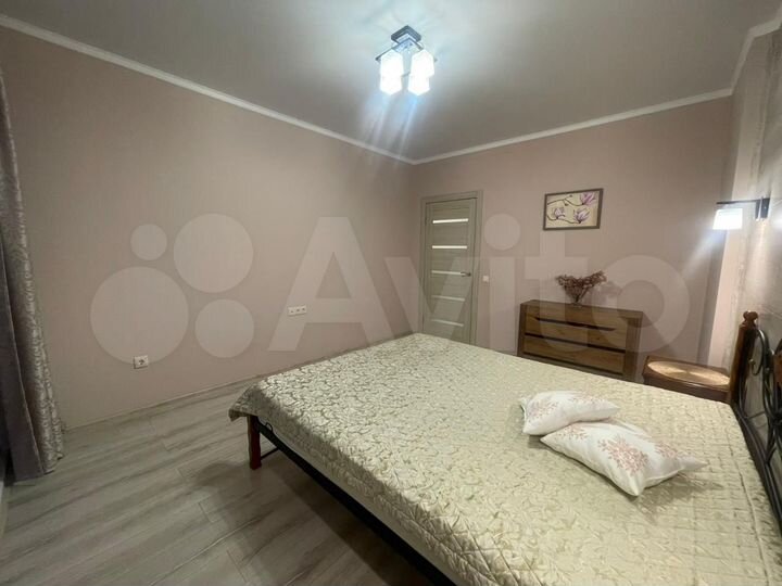 2-к. квартира, 65 м², 10/14 эт.