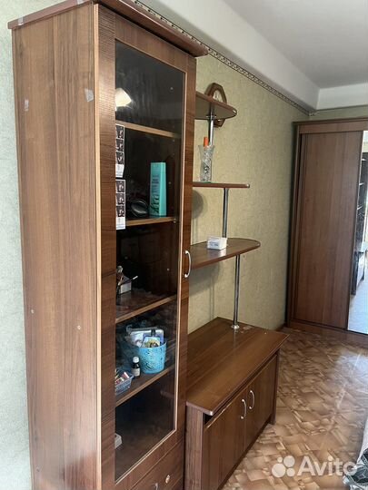 Стеллаж для телевизора