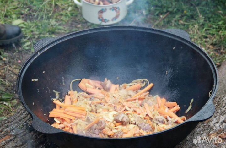 Казан чугунный 10 литров + печь с дымоходом