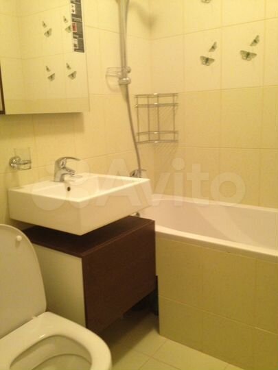 1-к. квартира, 40 м², 2/5 эт.