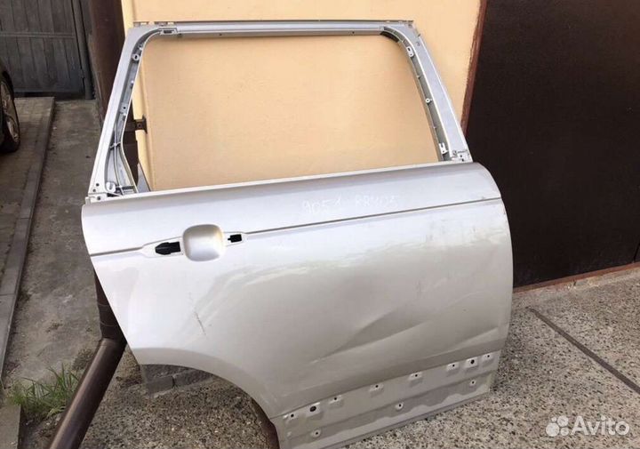 Дверь задняя правая Range Rover L405 Long LR100512