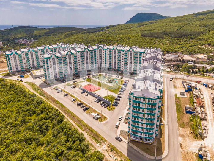 3-к. квартира, 72,4 м², 1/9 эт.