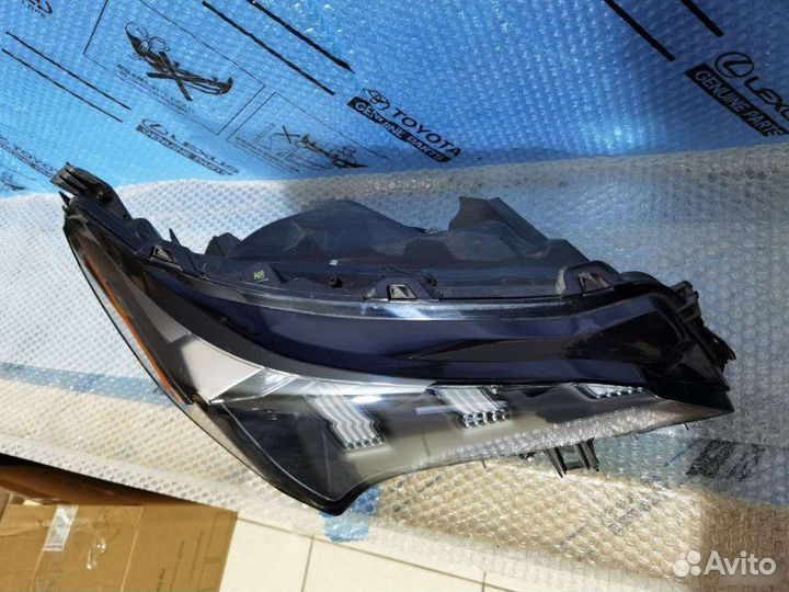 Фара правая Lexus Nx
