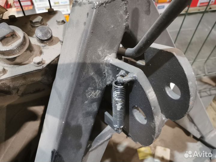 Автосцепка на трактор мтз