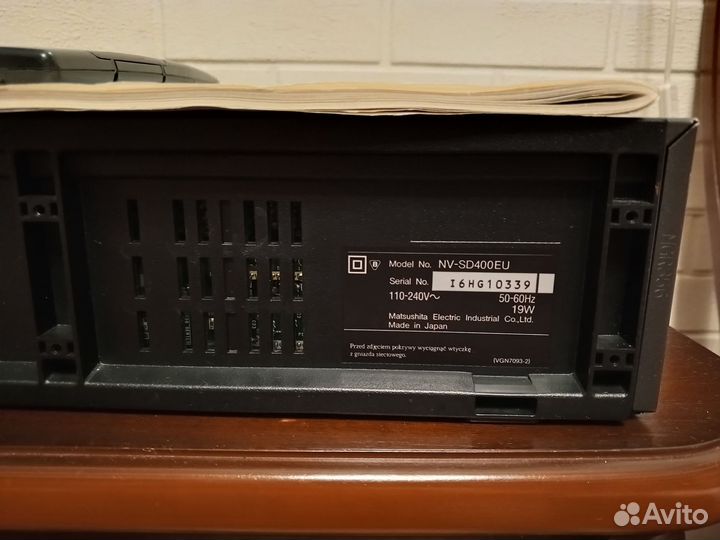 Видеомагнитофон jvc