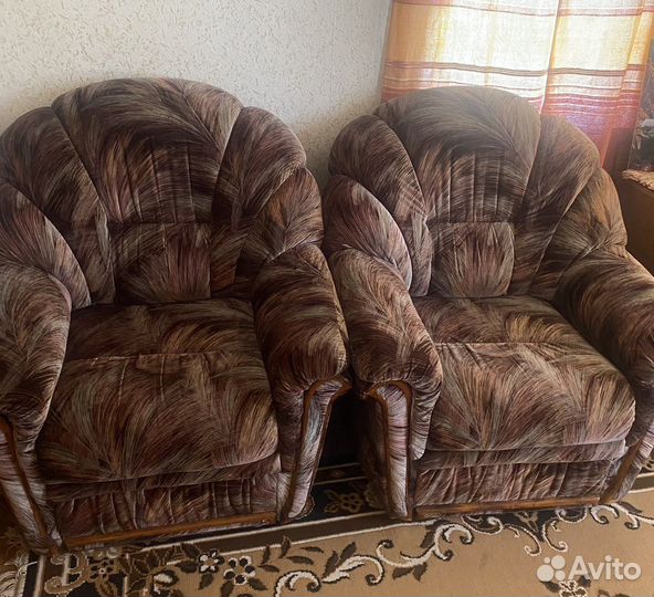 Диван и 2 кресла