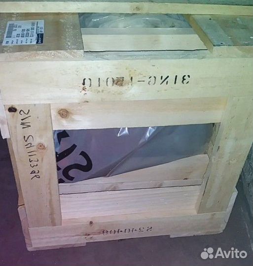 Robex 320 Основной насос Hyundai / R200W7