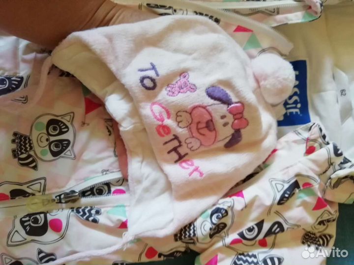 Комбинезон и шапочка на осень - весну