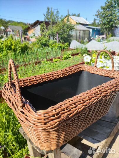 Кашпо из ротанга