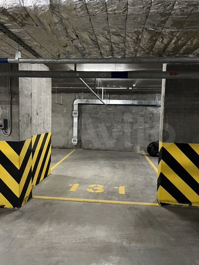 Машиноместо, 18 м²