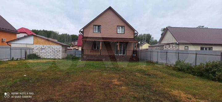 Коттедж 240 м² на участке 10 сот.