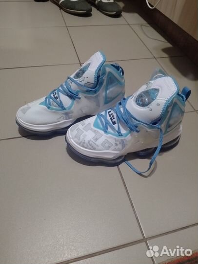 Кроссовки баскетбольные Nike Air 