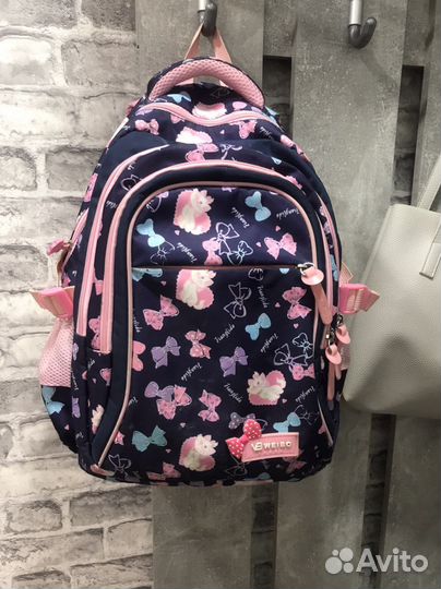 Рюкзаки школьные