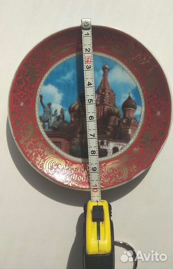 Настенная тарелка