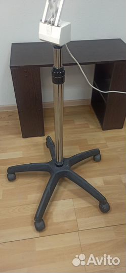 Лампа лупа для косметолога