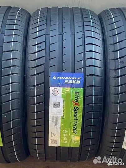 Triangle EffeXSport TH202 235/35 R19 92Y