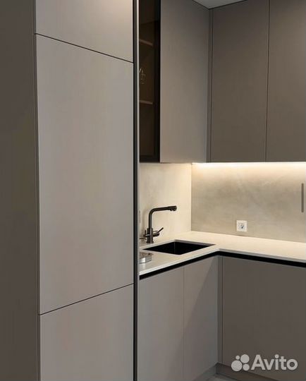 Кухня до потолка угловая