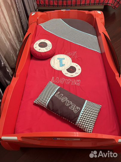 Детская кровать машина с подсветкой