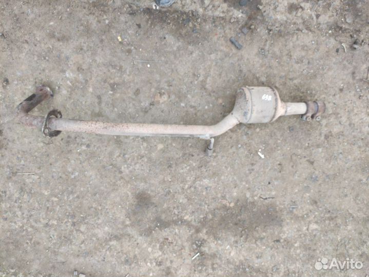 Труба глушителя приемная Renault Logan 2005 2014