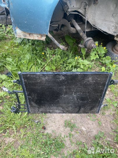 Радиатор кондиционера Audi A6 C5 4B0260403S