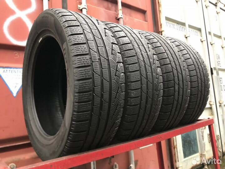 Pirelli Winter Sottozero II 235/55 R18