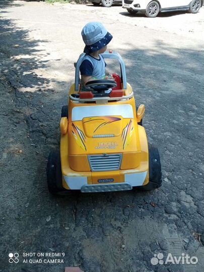 Детский электромобиль