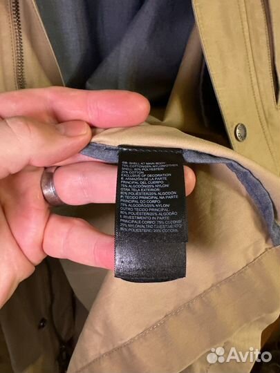 Ветровка The North Face бежевая