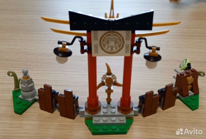 Lego Ninjago дракон Сэнсэя Ву 70734