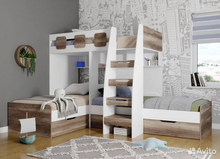 Двухъярусная кровать для троих детей