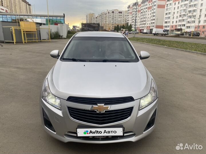 Chevrolet Cruze 1.6 AT, 2012, 135 000 км