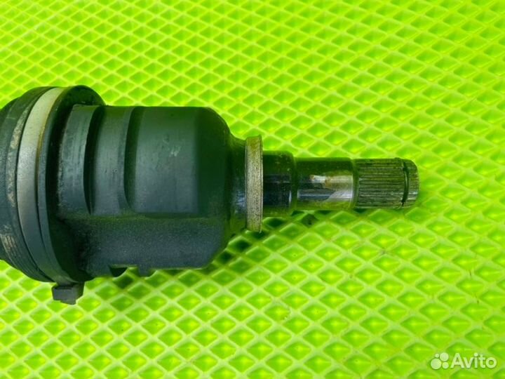 Привод передний левый Toyota AE100 4AFE