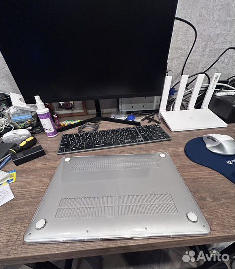 Macbook pro 13 2019 i5 8 256