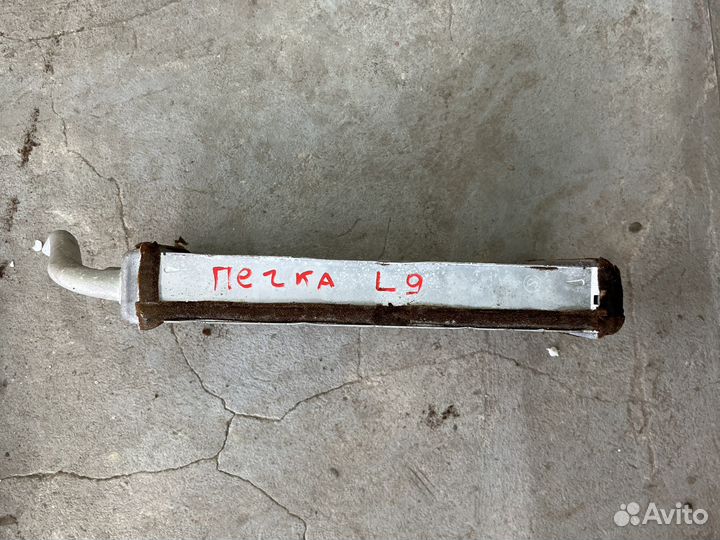 Радиатор печки на Lancer Cedia