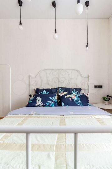 2-к. квартира, 65 м², 1/4 эт.