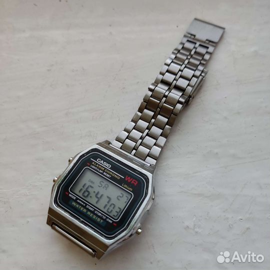 Часы Casio