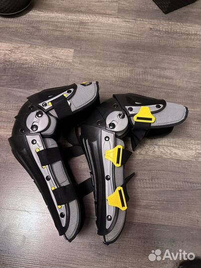 Наколенники для мото шарнирные biltema