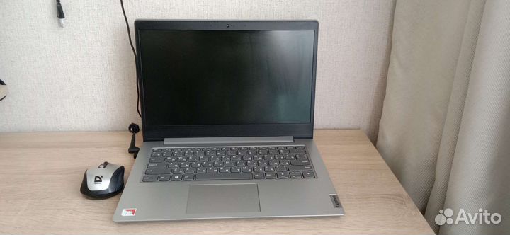 Ноутбук lenovo 81VS