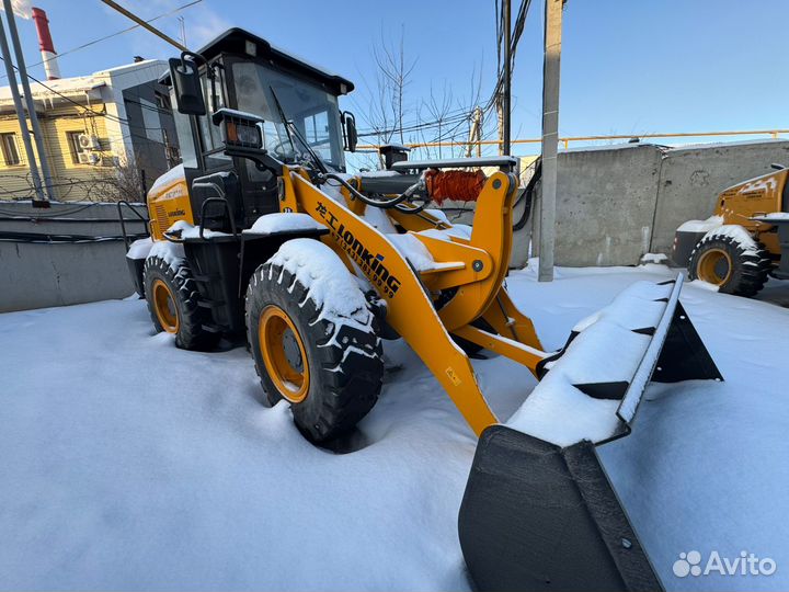 Фронтальный погрузчик Lonking LG833H, 2024
